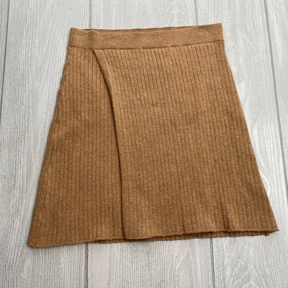 Free People Women's Camel Tan Mod Wrap Mini Skirt Size Small - Picture 3 of 9